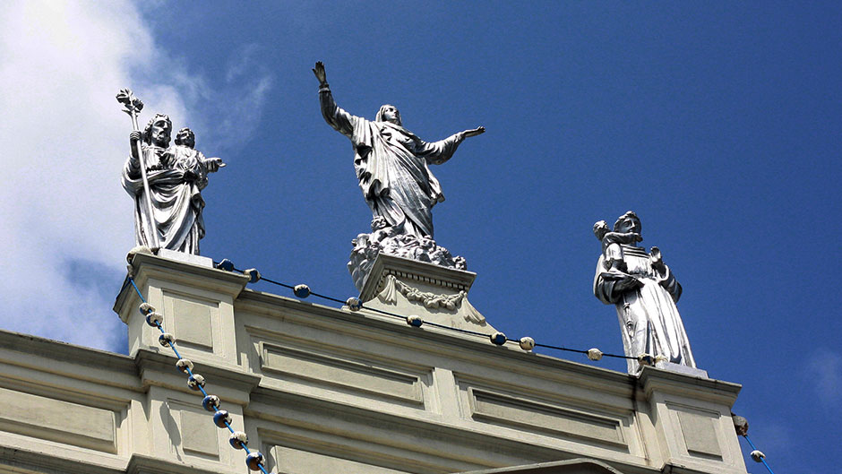Visit St Lucia's Cathedral, St. Lucia's Cathedral, Colombo, Historical Churches in Colombo