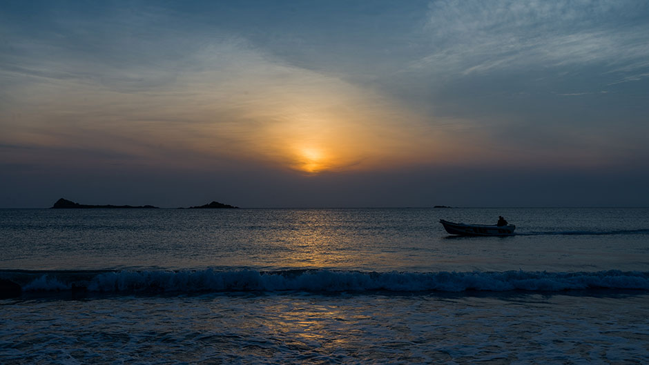 Nilaveli Beach in Sri Lanka - Beach Destinations in Sri Lanka - Sri Lanka Beach Destinations - Sri Lanka Beaches - Beach Hotels in Nilaveli - Nilaveli Beach Hotels - Things to do in Nilaveli - Nilaveli Beach Stay