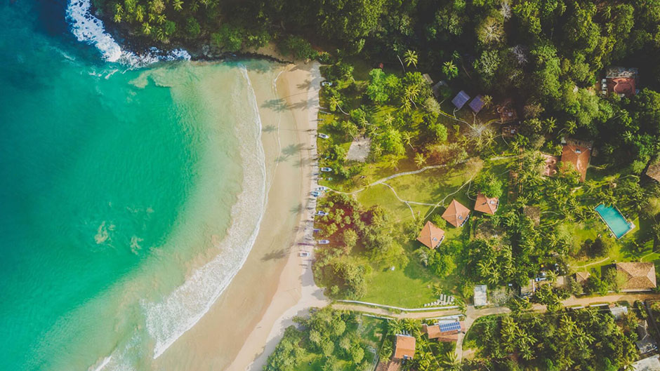 Talalla Beach in Sri Lanka - Beach Destinations in Sri Lanka - Sri Lanka Beach Destinations - Sri Lanka Beaches - Beach Hotels in Talalla - Talalla Beach Hotels - Things to do in Talalla - Talalla Beach Stay