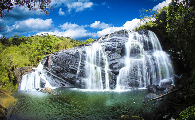 Family Friendly Holidays, Family Trip in Sri lanka, Budget trips in Sri Lanka, family vacations in sri lanka, Sri Lanka family tours, sri lanka holidays for family, Family Holidays, Trips for family, Kids Tours, Family Tours in Sri Lanka, Kids friendly Tours in Sri Lanka